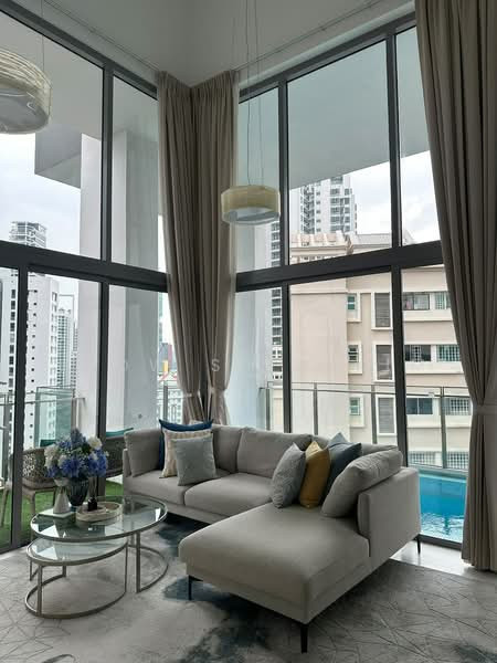 STARLIGHT SUITES photo 2