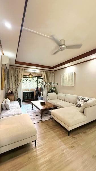 636 PASIR RIS DRIVE 1 image 1 of 10