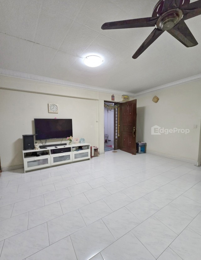 452 HOUGANG AVENUE 10 photo 2