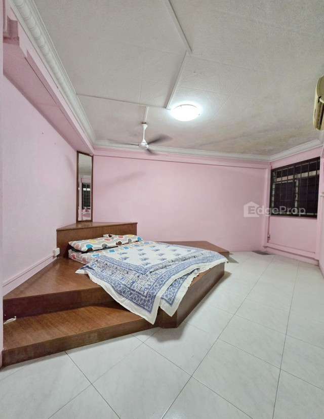 452 HOUGANG AVENUE 10 photo 4