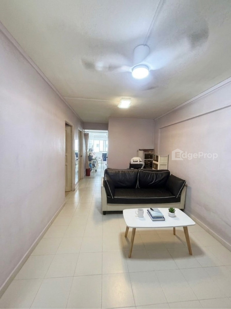 204 YISHUN STREET 21 image 1 of 5