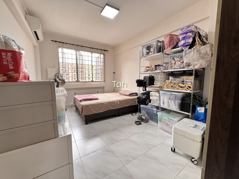 497G TAMPINES STREET 45 photo 5