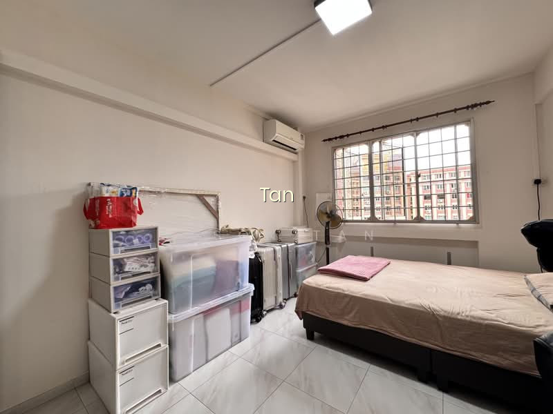 497G TAMPINES STREET 45 photo 6