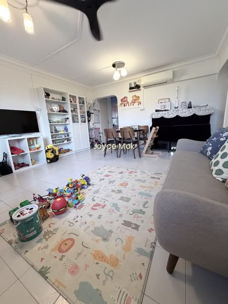 737 YISHUN STREET 72 image 1 of 10