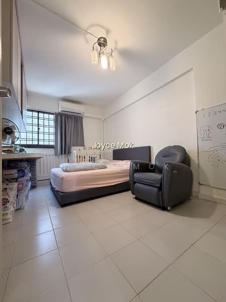 737 YISHUN STREET 72 photo 6