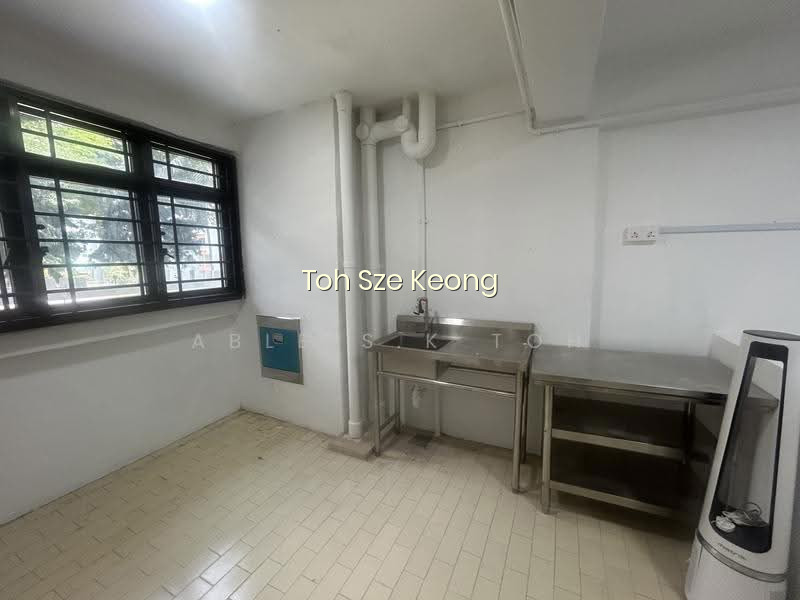 233 LORONG 8 TOA PAYOH photo 4