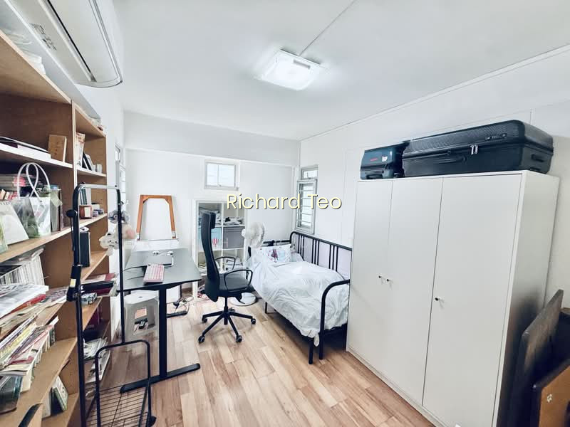 233 PASIR RIS DRIVE 4 photo 6