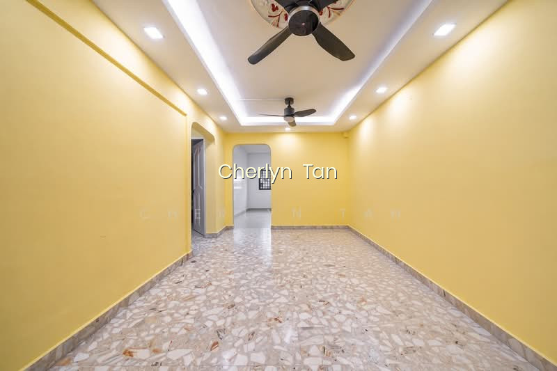 587 CHENG SAN COURT image 1 of 10