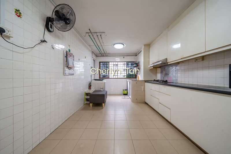 587 CHENG SAN COURT photo 5