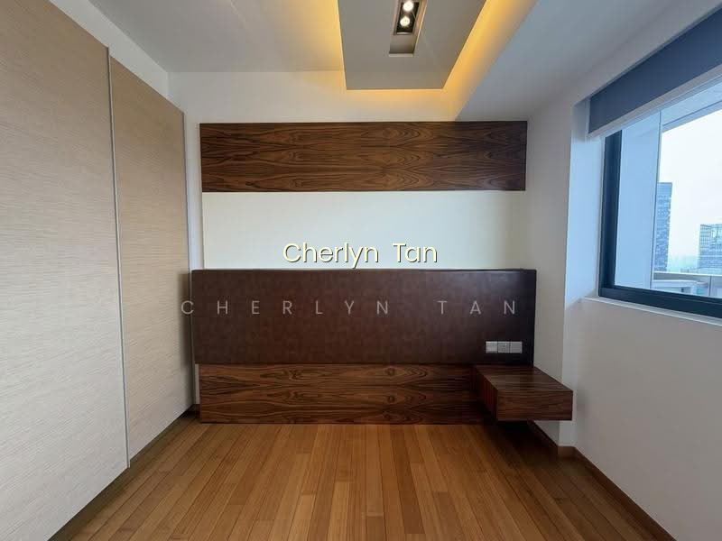 MARINA BAY RESIDENCES photo 5