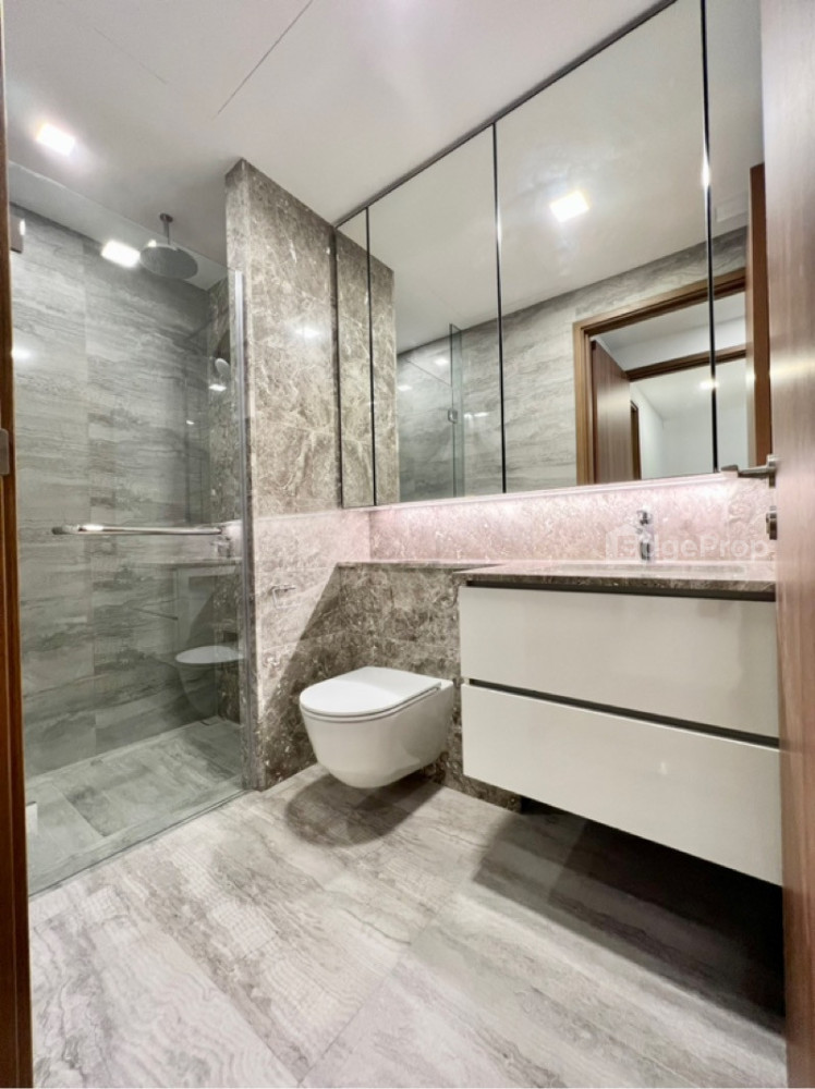 FOURTH AVENUE RESIDENCES photo 4