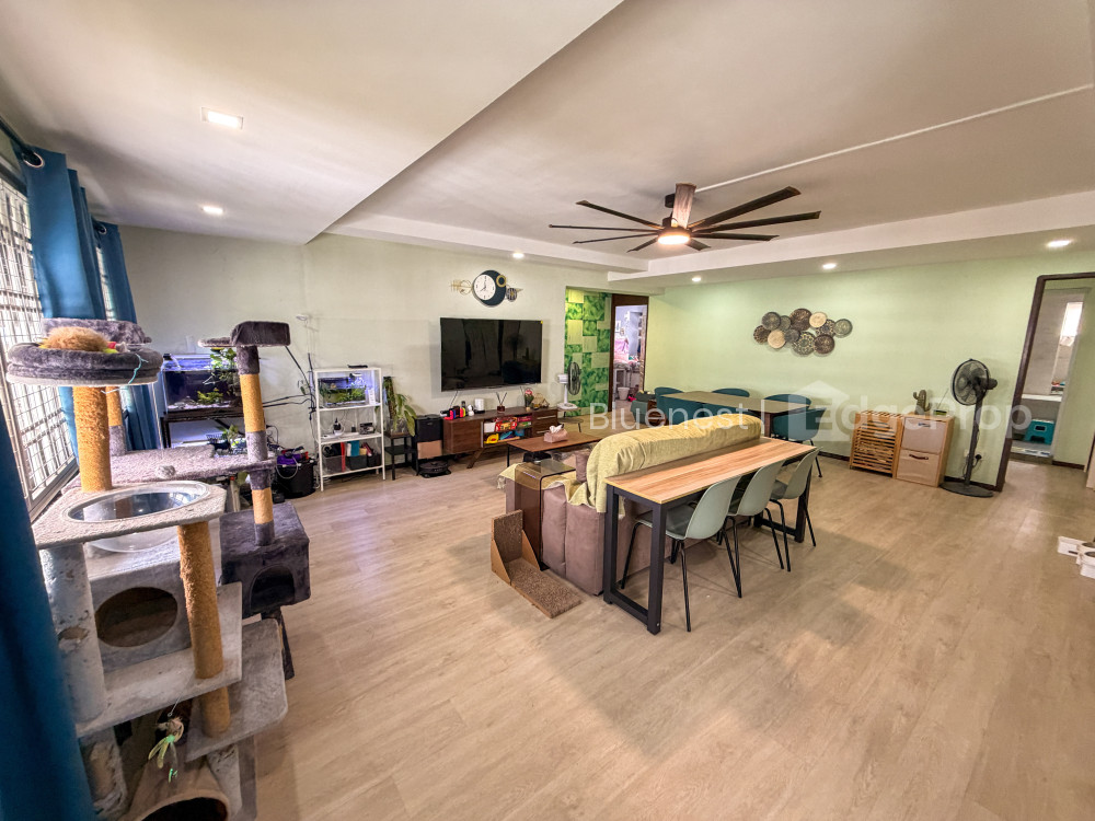 711 PASIR RIS STREET 72 image 1 of 10
