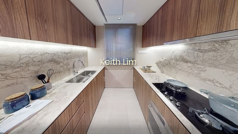 RARE 5 BEDROOM | UNDER 1KM NAN HUA PRI & QI FA PRI | CLEMENTI MRT image 1 of 5