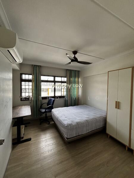 234A SERANGOON AVENUE 2 image 1 of 10