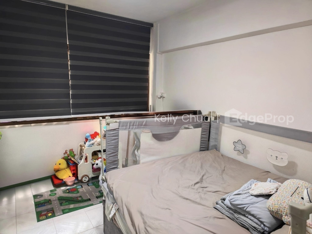866 YISHUN STREET 81 photo 3