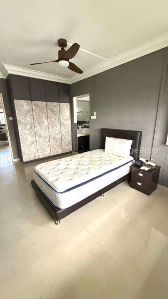 335 SEMBAWANG CLOSE photo 5
