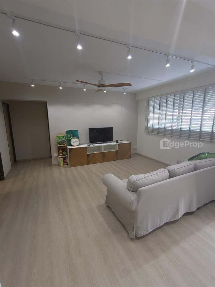 350 YISHUN AVENUE 11 image 1 of 10