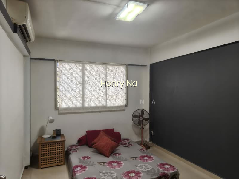 403 YISHUN AVENUE 6 image 1 of 8