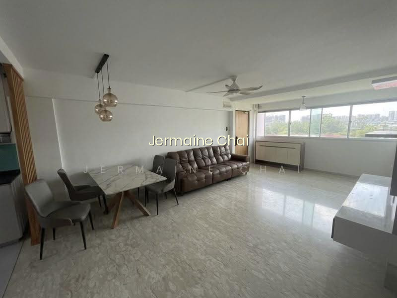 228 JURONG EAST STREET 21 photo 2