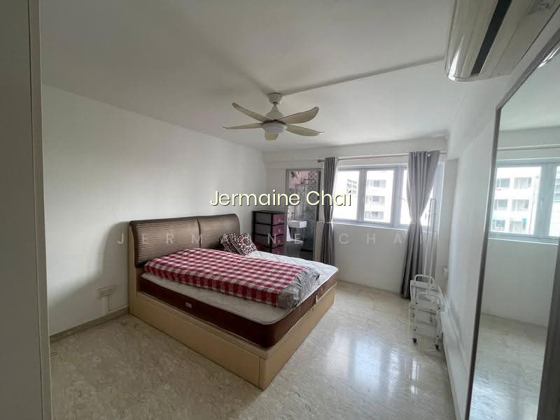 228 JURONG EAST STREET 21 photo 4
