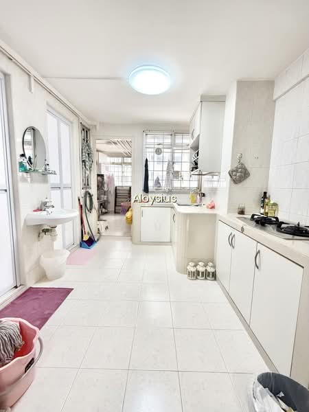 108 LORONG 1 TOA PAYOH photo 3