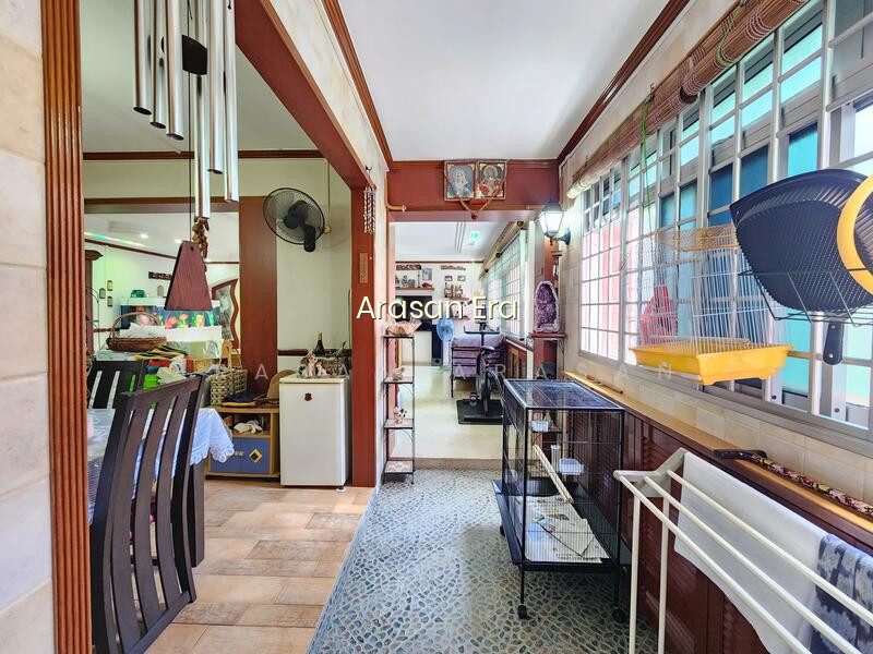 609 ELIAS ROAD photo 3