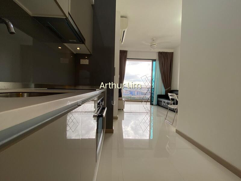 J GATEWAY photo 5