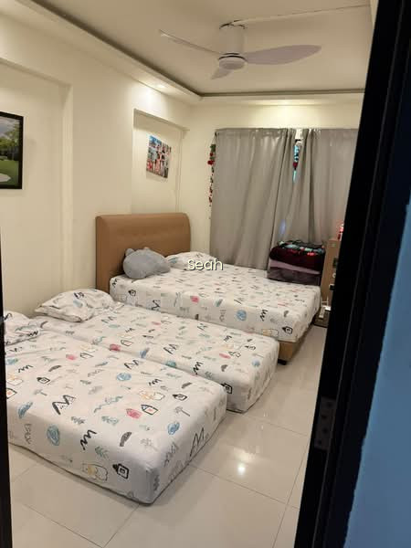 109 WHAMPOA ROAD photo 5