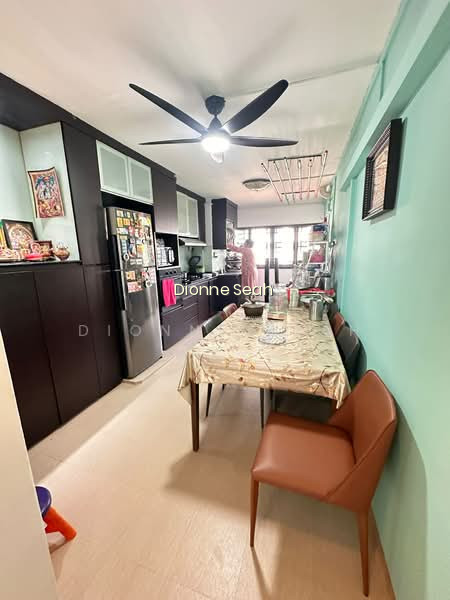 60 TELOK BLANGAH HEIGHTS photo 3