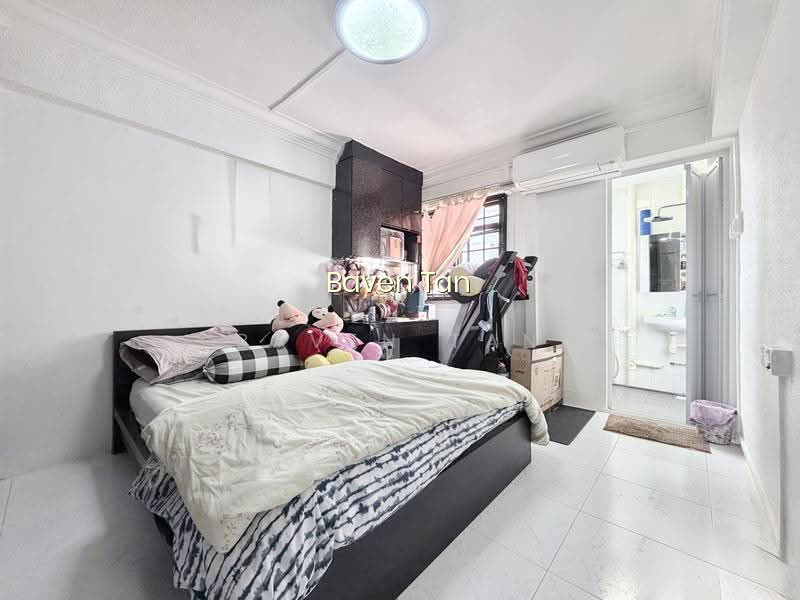 118 SERANGOON NORTH AVENUE 1 photo 5