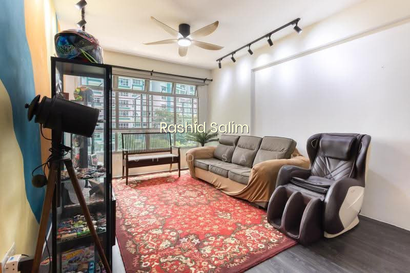 468B FERNVALE LINK photo 2