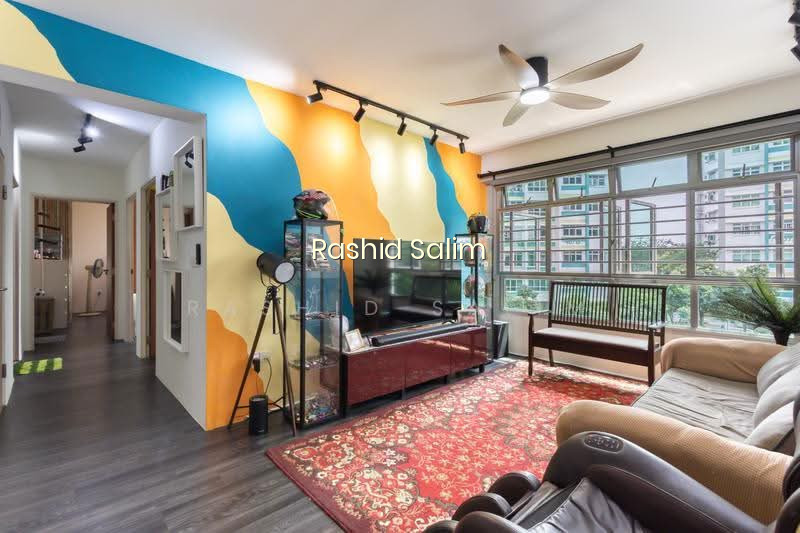 468B FERNVALE LINK photo 3