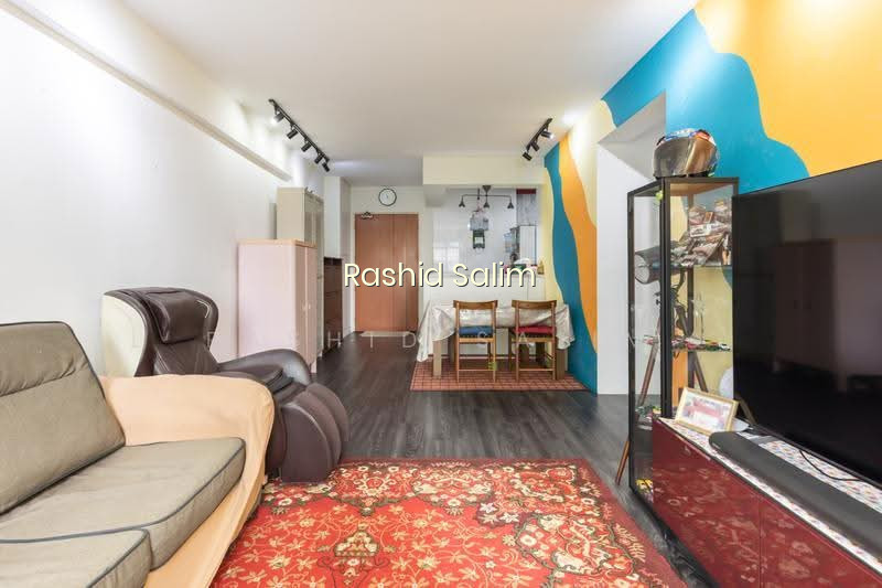 468B FERNVALE LINK photo 4