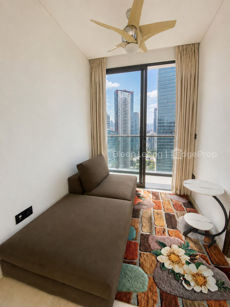 ROBINSON SUITES