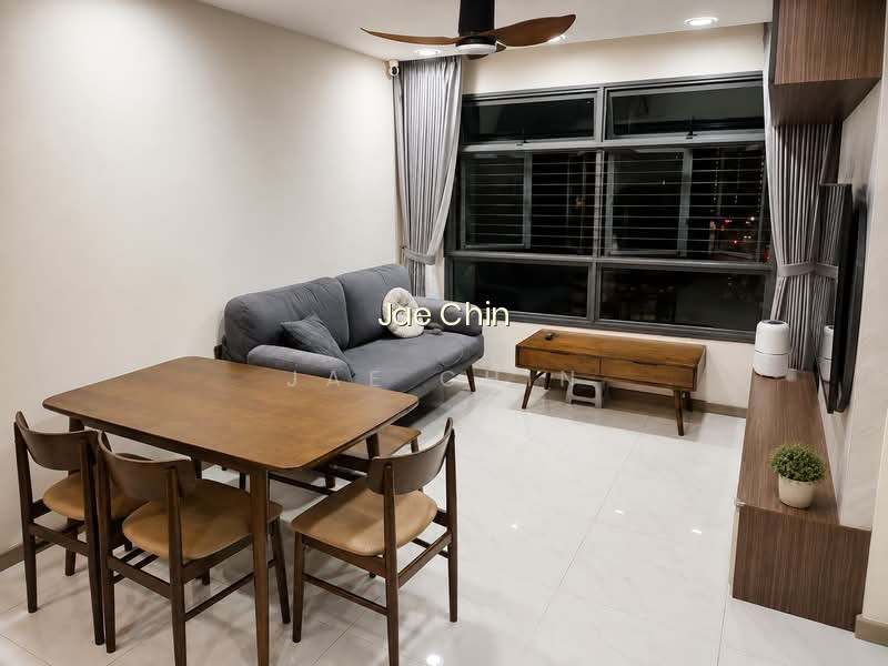 322C TENGAH DRIVE image 1 of 5
