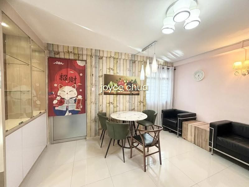 678D JURONG WEST STREET 64 photo 2