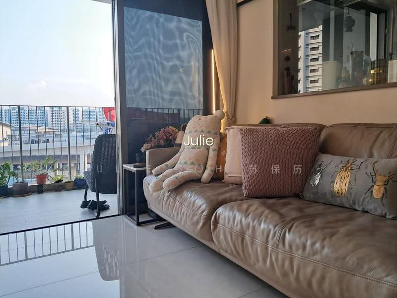 RIVERCOVE RESIDENCES EC photo 3