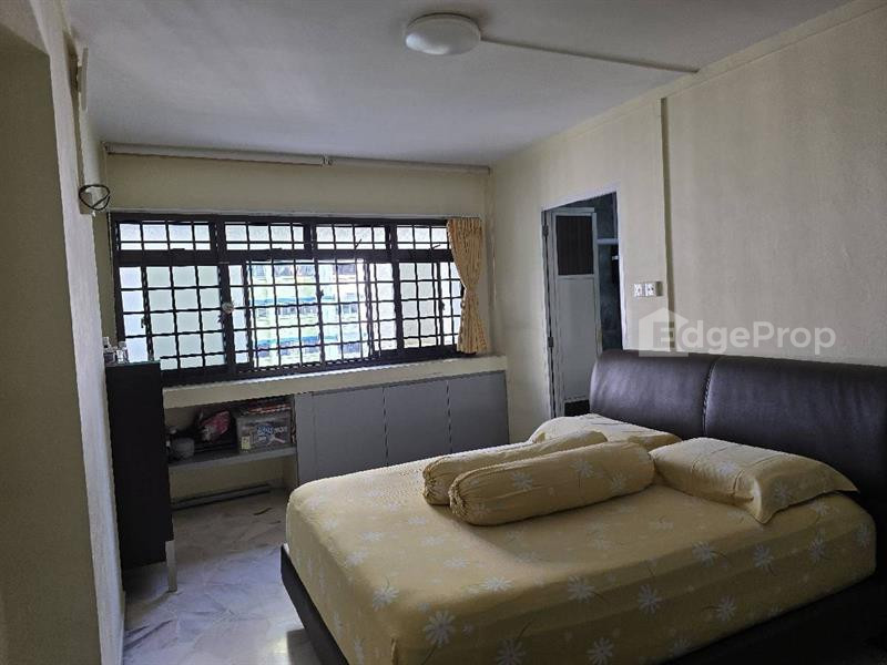 176 LOMPANG ROAD photo 5