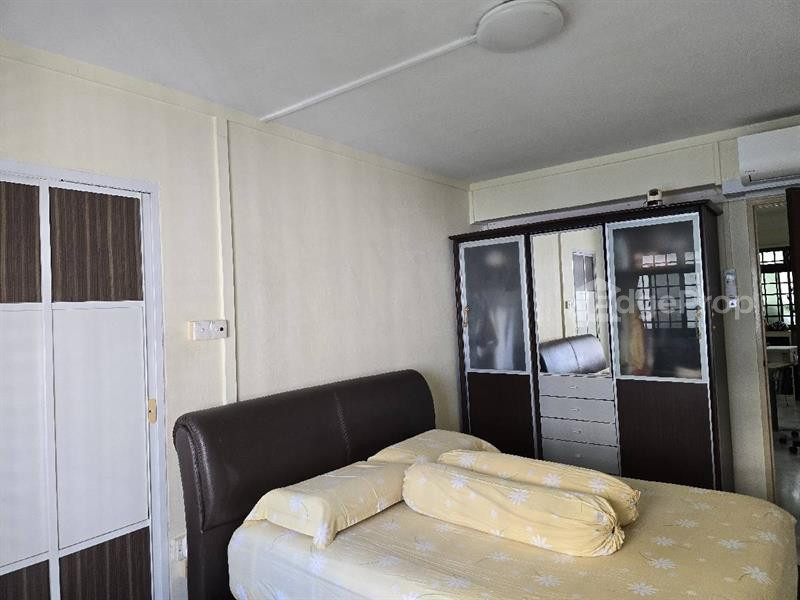 176 LOMPANG ROAD photo 6