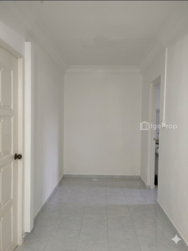 542 SERANGOON NORTH AVENUE 4 photo 3