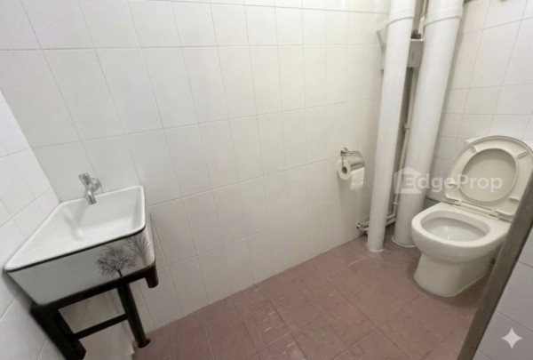 542 SERANGOON NORTH AVENUE 4 photo 4