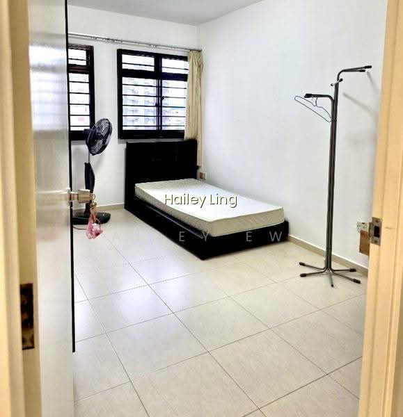 658B JURONG WEST STREET 65 photo 5