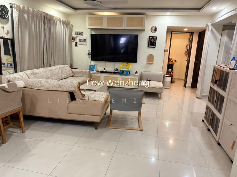 109 WHAMPOA ROAD image 1 of 10