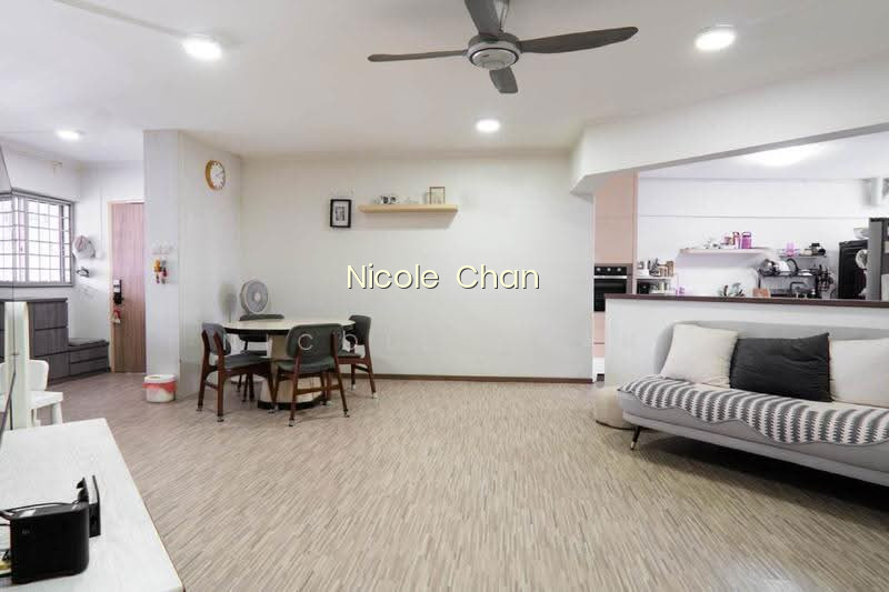 108 BUKIT BATOK WEST AVENUE 6 image 1 of 8