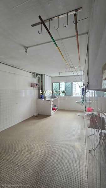 521 JURONG WEST STREET 52 photo 3