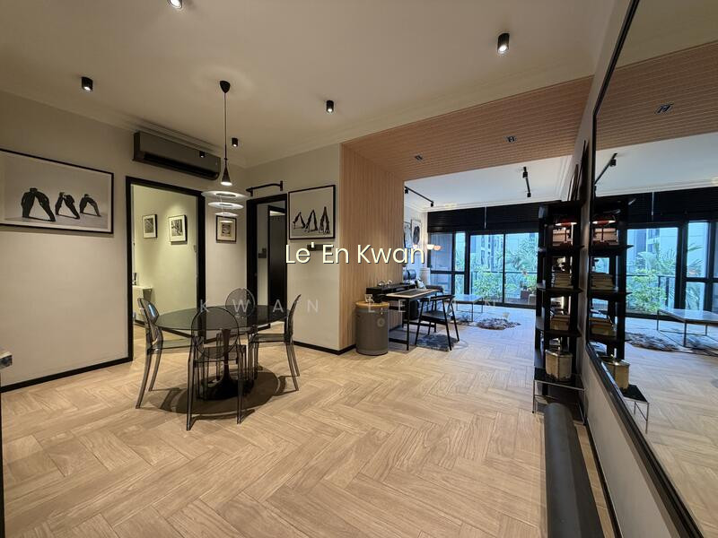 River Place photo 3