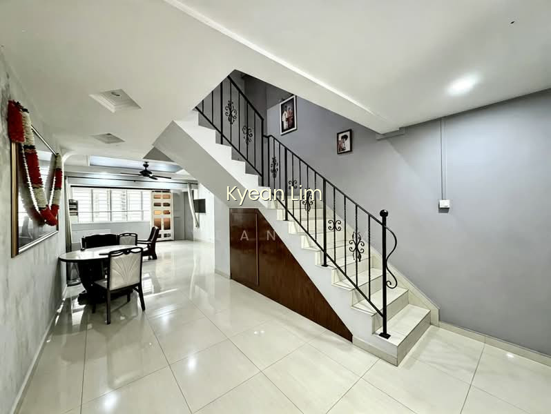 559 JURONG WEST STREET 42