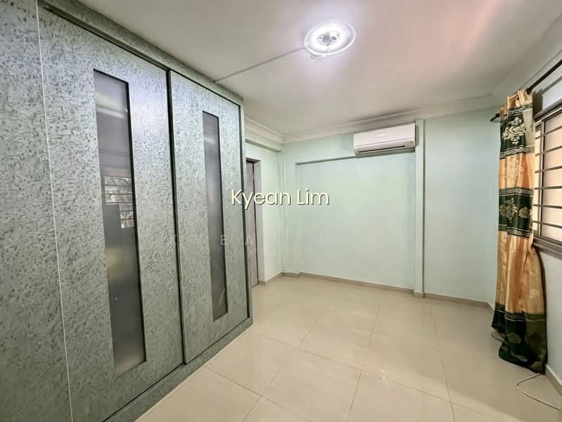 559 JURONG WEST STREET 42 photo 5