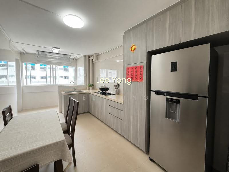 311 HOUGANG AVENUE 5 image 1 of 9