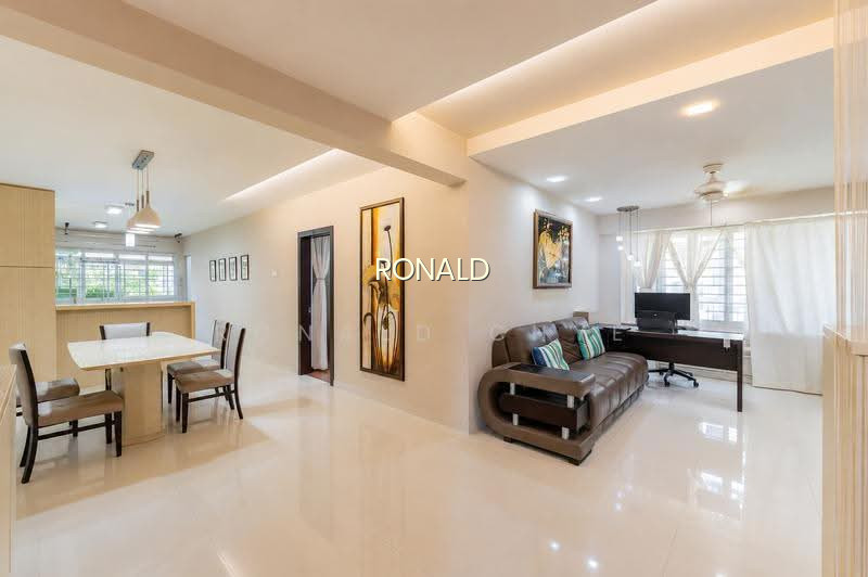 485A TAMPINES AVE 9 photo 2